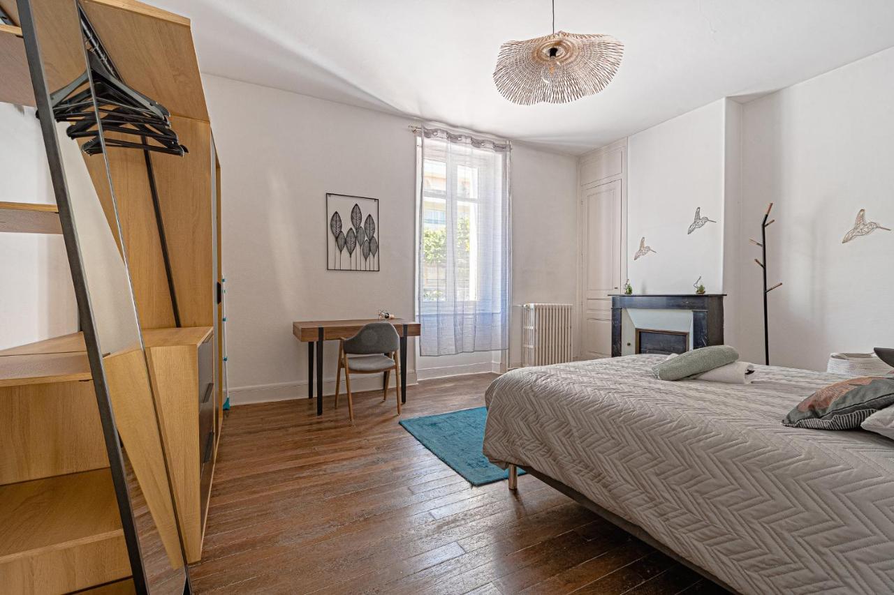 Апартаменты Le Pied A Terre D'Ernest Лимож Экстерьер фото